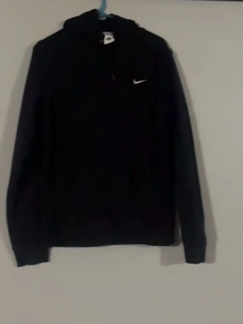 Men’s Medium Nike Black Hoodie with White Swoosh Tag tight fitted